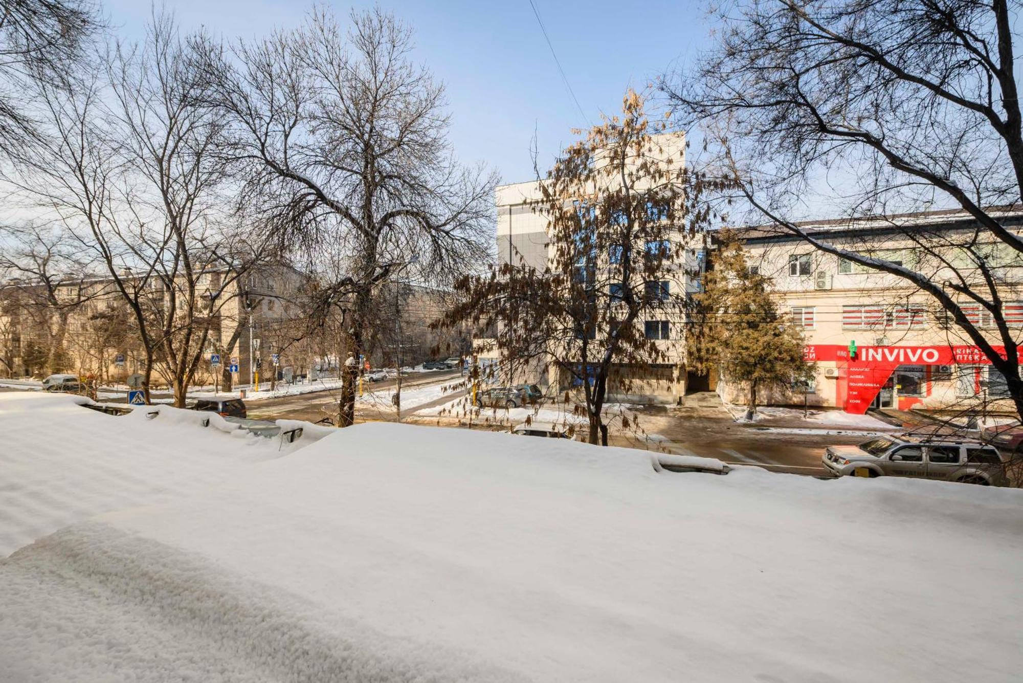 Mid-Century Charm Apartments В Центре Алматы Екстер'єр фото
